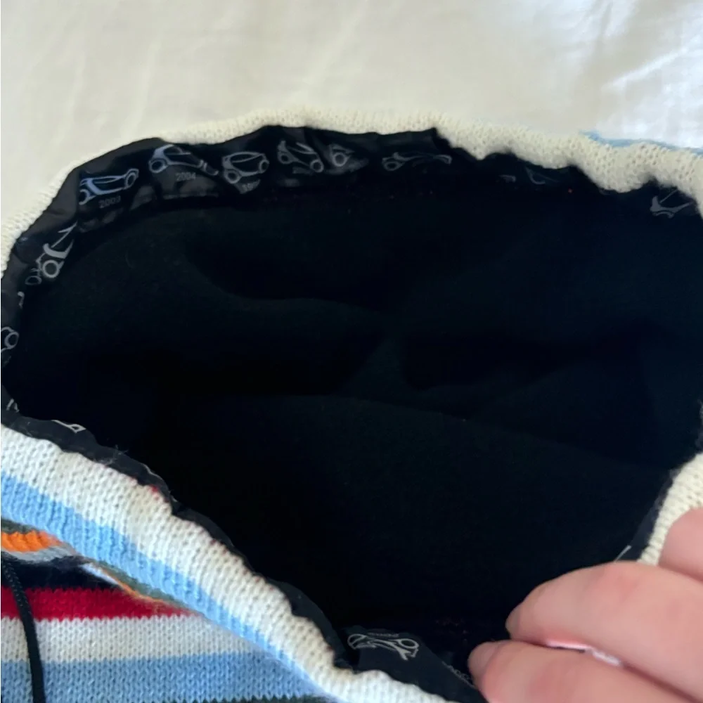 Knitted Drawstring Bag - Picture 8 of 8